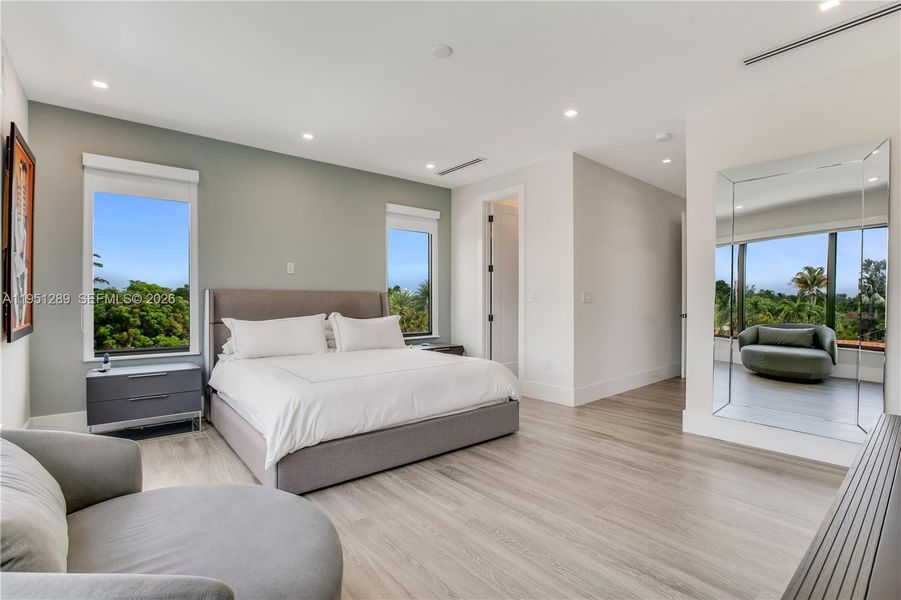 Furnished interior view inside a new home in , Surfside (Image 28).