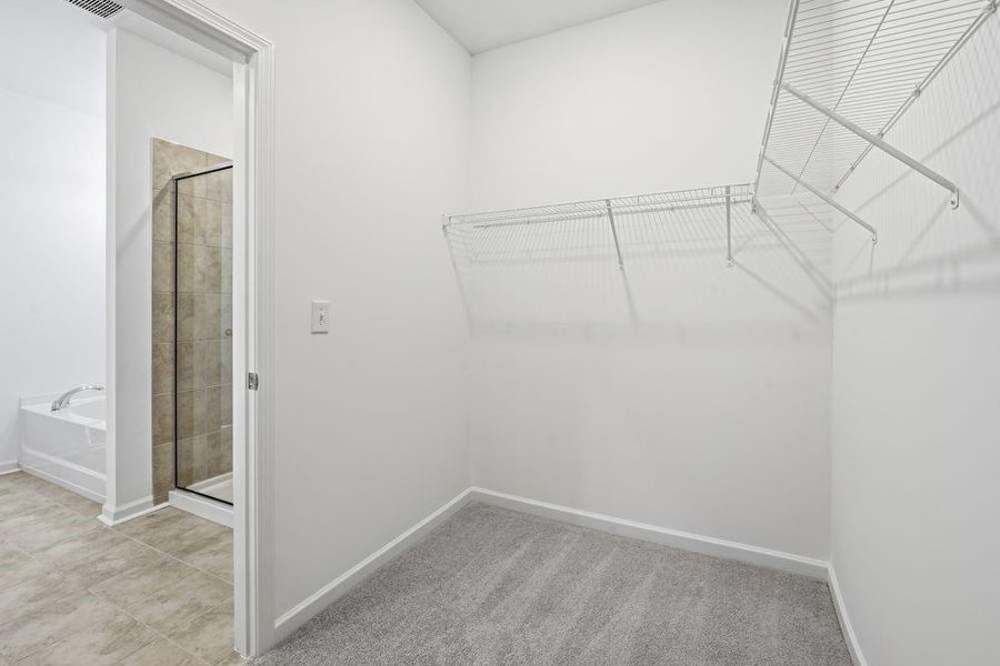 Spacious, unfurnished interior of a new home in Windance Lake, Loganville (Image 25).