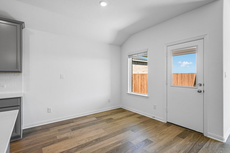 Spacious, unfurnished interior of a new home in Parks at Foster Crossing, Anna (Image 18).