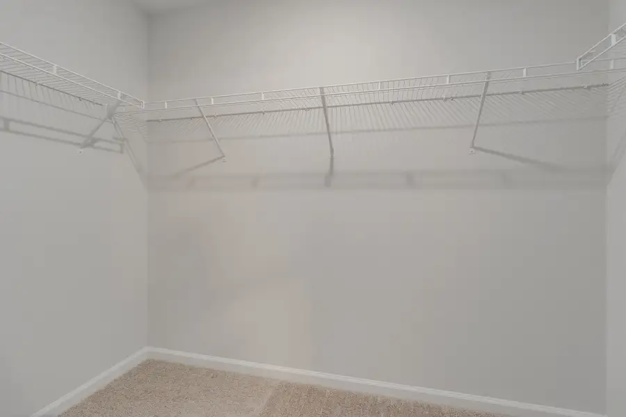 Spacious, unfurnished interior of a new home in Laurinton Farms, Hopkins (Image 28).