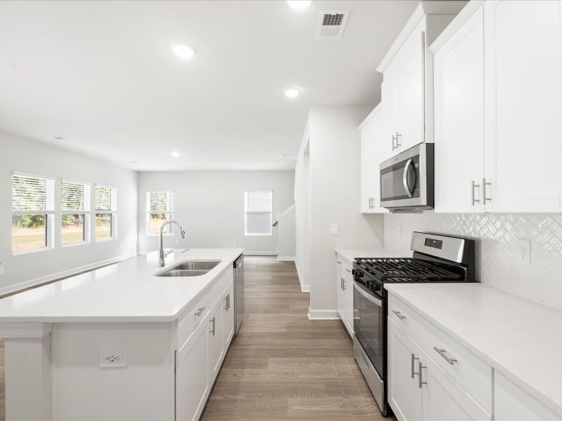 Welcome to the Brentwood floorplan at Holland Park.