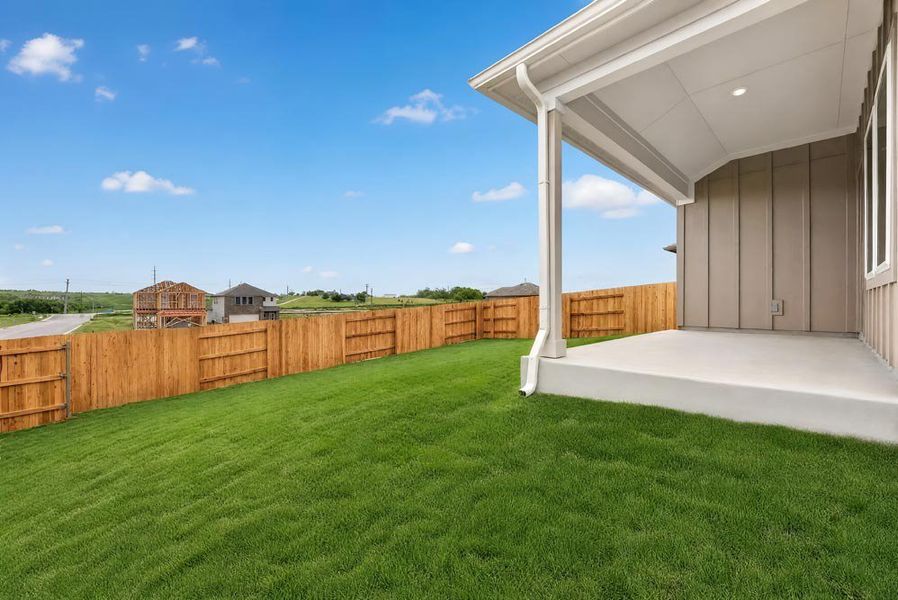 Exterior details and patio area of a home in Sunfield, Buda (Image 3).