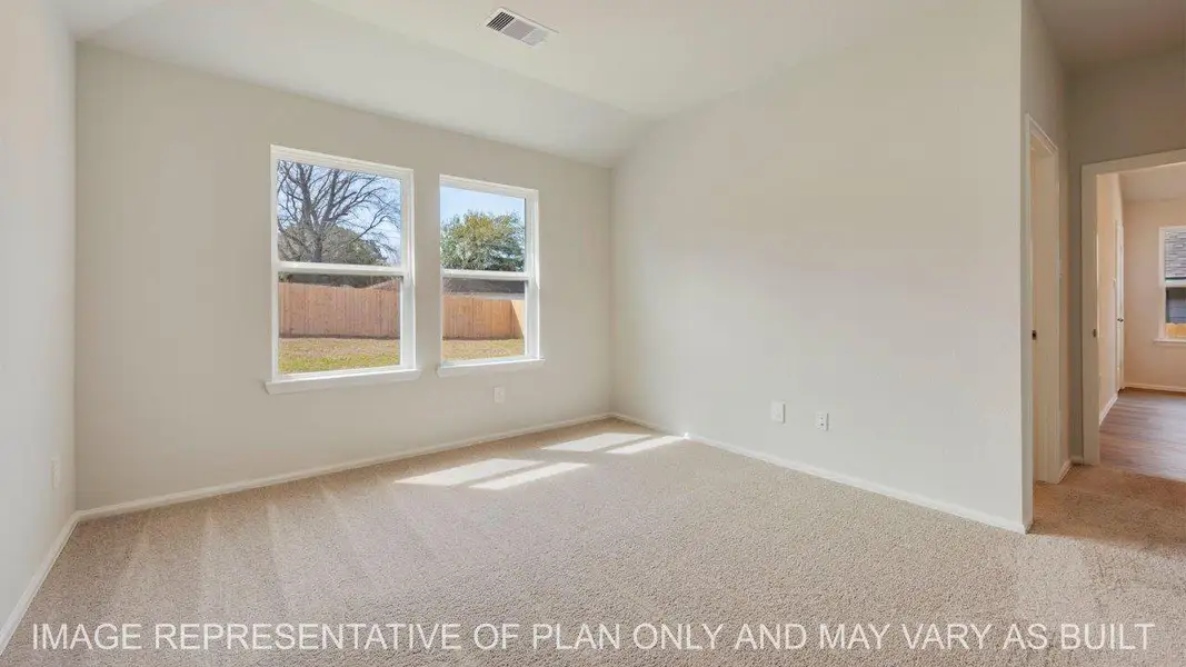 Spacious, unfurnished interior of a new home in Wilkins Valley, Brenham (Image 12).
