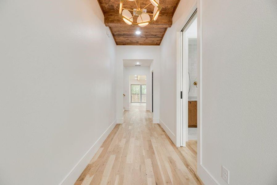 Spacious, unfurnished interior of a new home in , Dallas (Image 18).