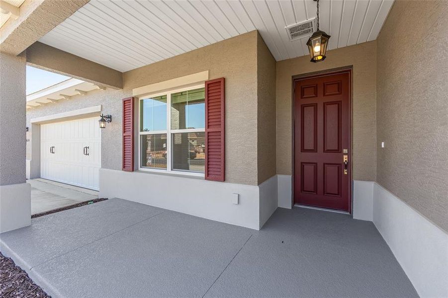 Exterior details and patio area of a home in , Ocala (Image 19).