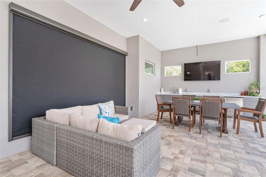 Furnished interior view inside a new home in , Oxford (Image 40).