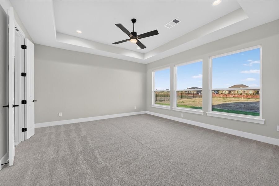 Spacious, unfurnished interior of a new home in Paloma Ranches, Justin (Image 41).