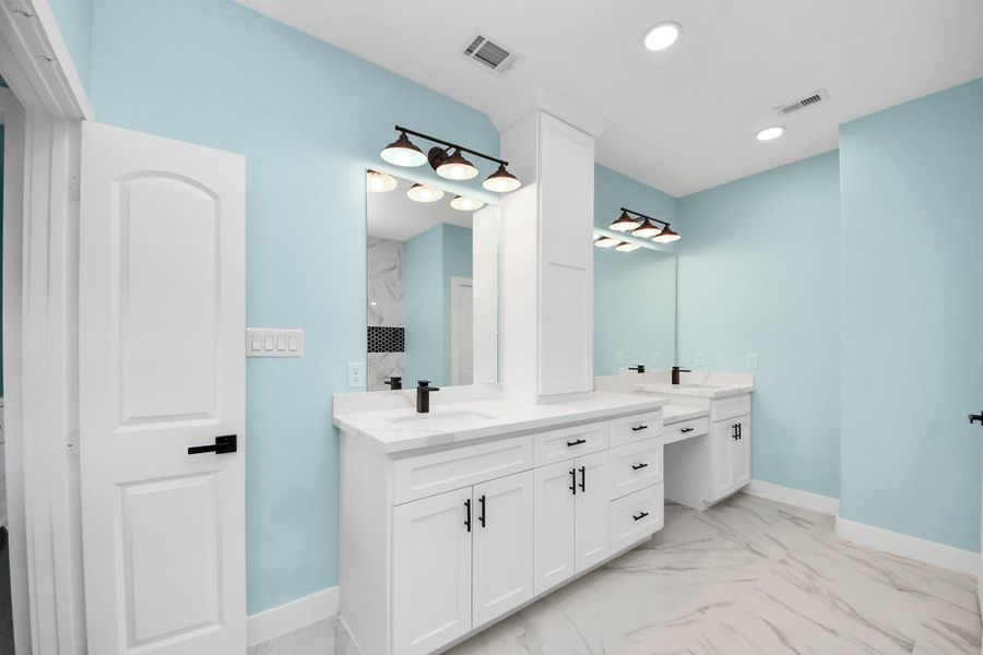 Furnished interior view inside a new home in , Dickinson (Image 8).