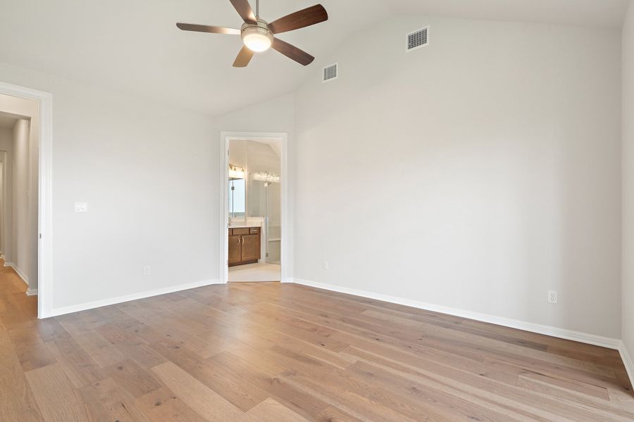 Representative unfurnished interior of a home built from the Palmer by Ashton Woods in The Estates at La Cima, San Marcos (Image 46).