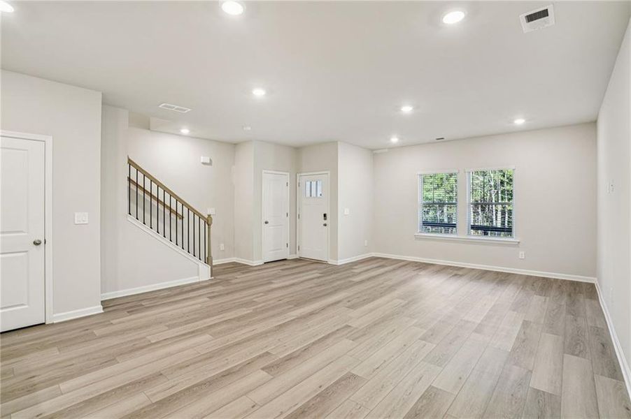 Spacious, unfurnished interior of a new home in , Conyers (Image 23).