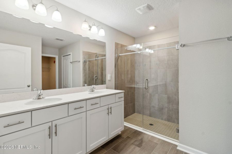 Furnished interior view inside a new home in , Yulee (Image 9).