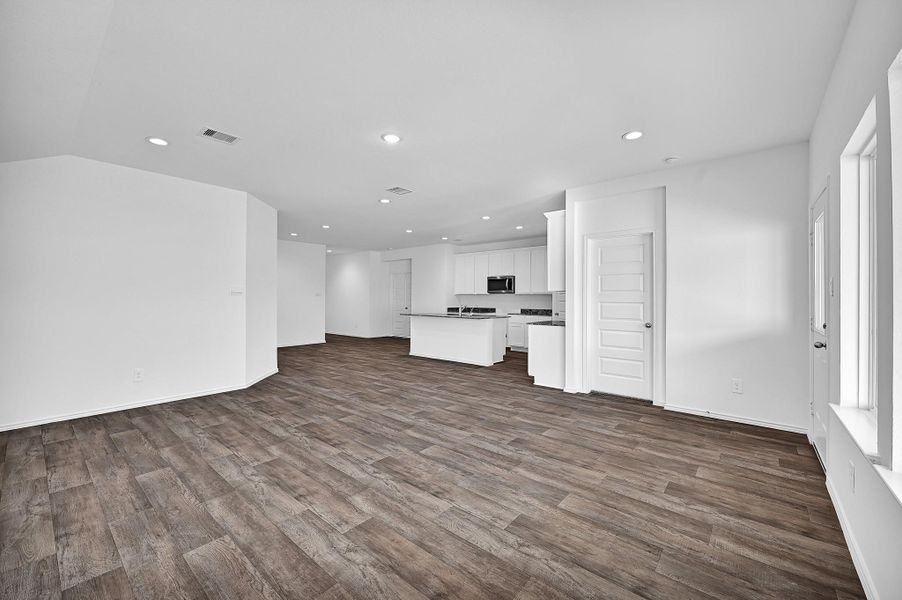 *Images and 3D tour is for illustration only and options may vary from home as built. *Images and 3D tour is for illustration only and options may vary from home as built.