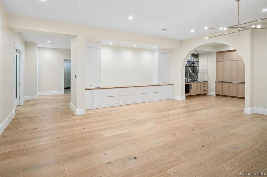 Spacious, unfurnished interior of a new home in , Denver (Image 21).