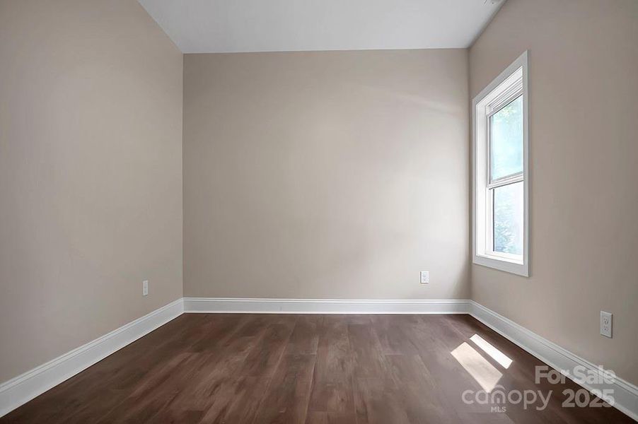 Spacious, unfurnished interior of a new home in , Shelby (Image 19).
