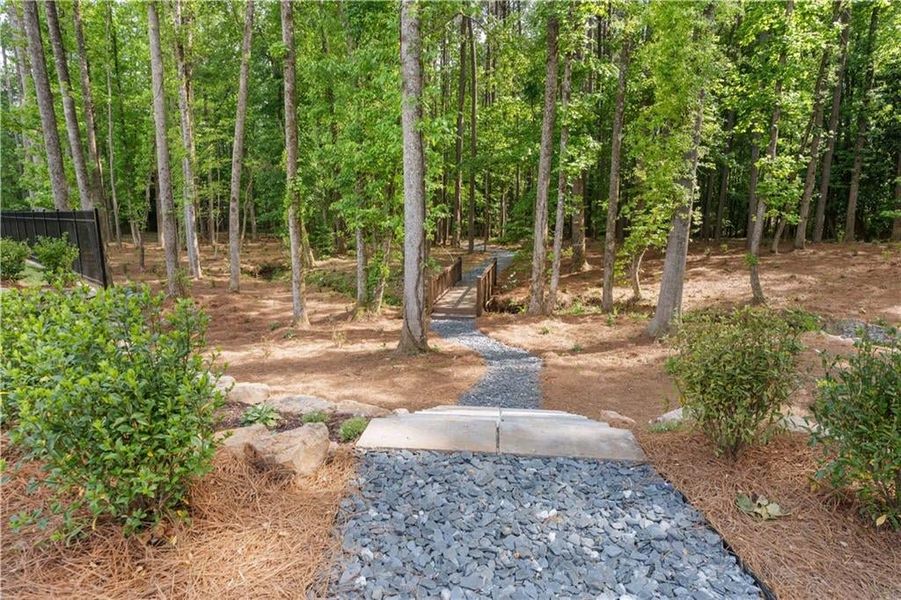 Natural landscape and outdoor views near Byers Park in Alpharetta (Image 68).
