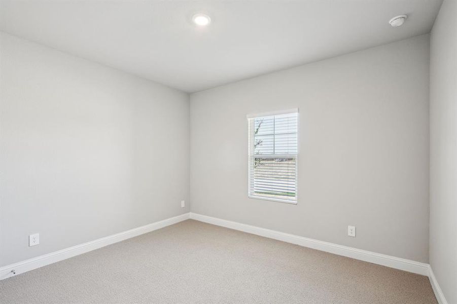 Photo is not of the actual home, but is an inspirational photo of builder’s model home and may depict options, furnishings, and/or decorator features that are not included. Photo is not of the actual home, but is an inspirational photo of builder’s model home and may depict options, furnishings, and/or decorator features that are not included.