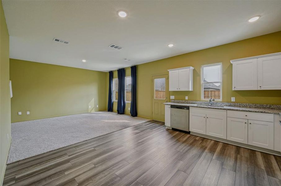 Image 27 of a home in Creekview Fossil Ridge.