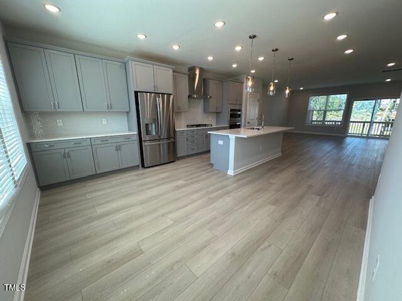 FST 689 dining FST 689 dining