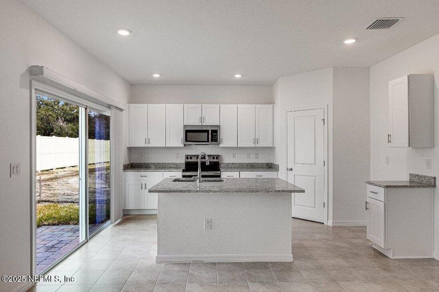 Furnished interior view inside a new home in Coopers Meadow, Jacksonville (Image 10).