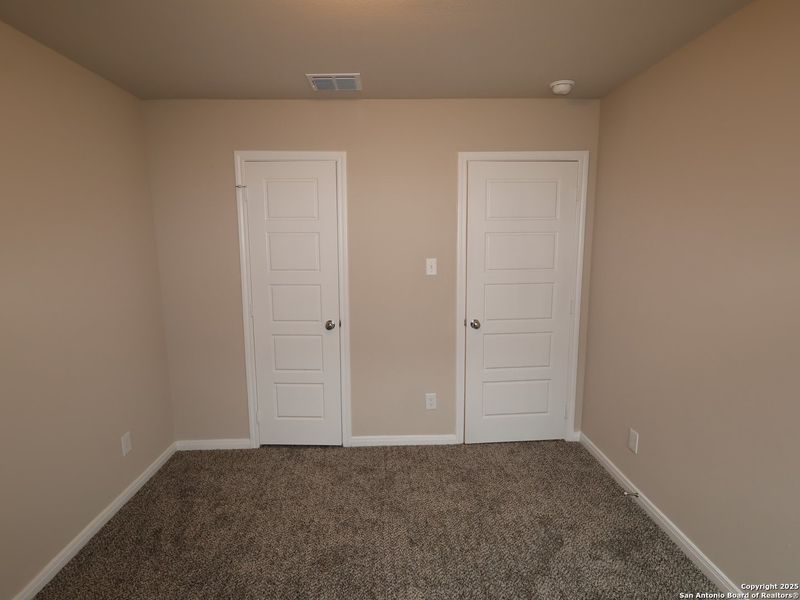 Spacious, unfurnished interior of a new home in Greenspoint Heights, Seguin (Image 30).