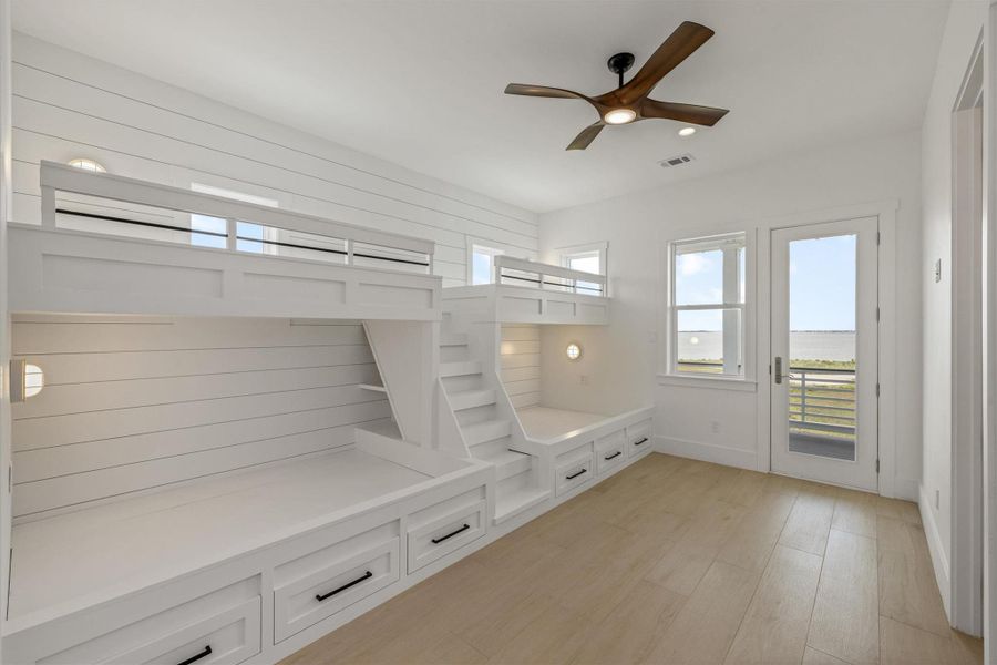 Image 46 of a home in .
