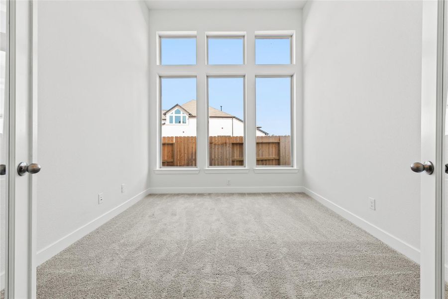 Representative image. Features, specifications, selections and colors may vary.