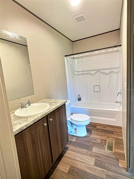 Image 35 of a home in .