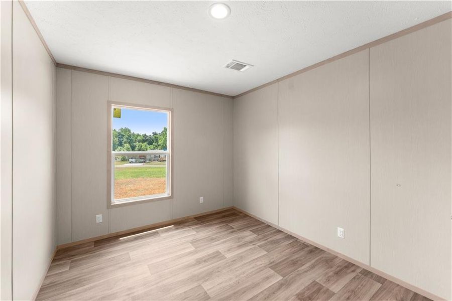 Spacious, unfurnished interior of a new home in , Lula (Image 29).