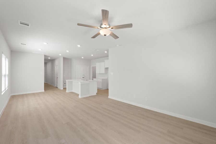 Image 14 of a home in Northpark South. Image 14 of a home in Northpark South.