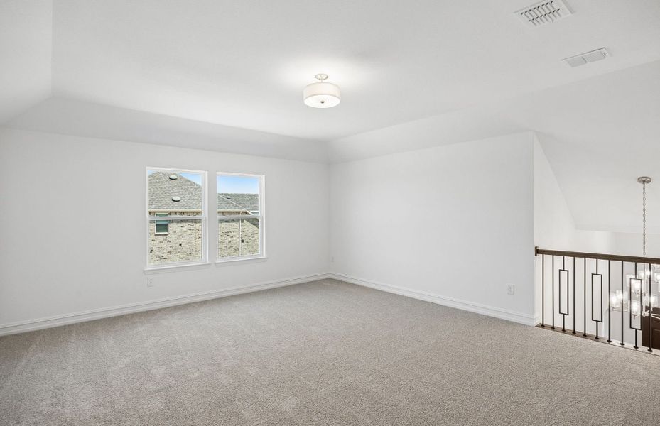 Spacious, unfurnished interior of a new home in Pinnacle at Legacy Hills, Celina (Image 25).