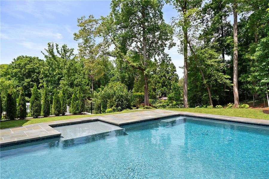 Community amenities in , Atlanta (Image 58).