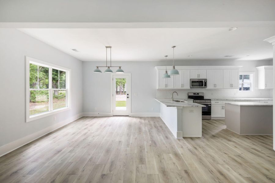 Spacious, unfurnished interior of a new home in , Johns Island (Image 25).