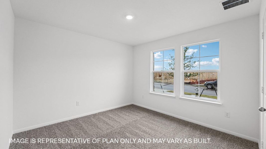 Spacious, unfurnished interior of a new home in Bar W Ranch, Leander (Image 14).