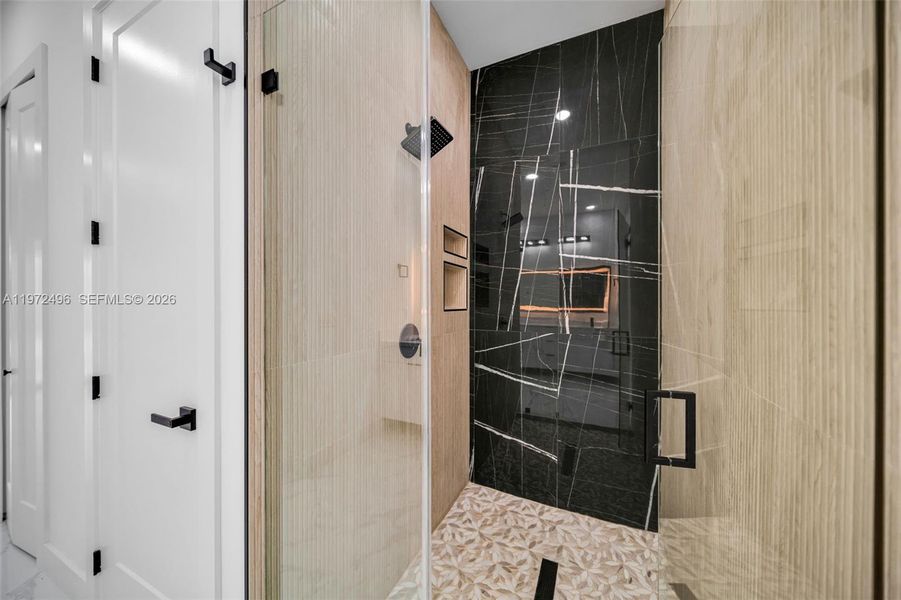 Image 26 of a home in .