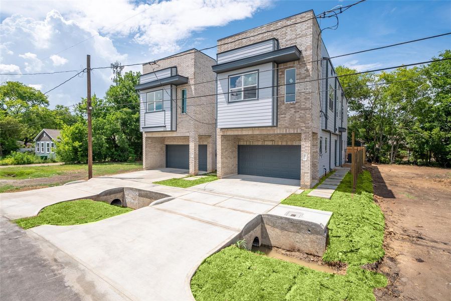 Front exterior of a new home in , Houston, TX, highlighting curb appeal (Image 2).