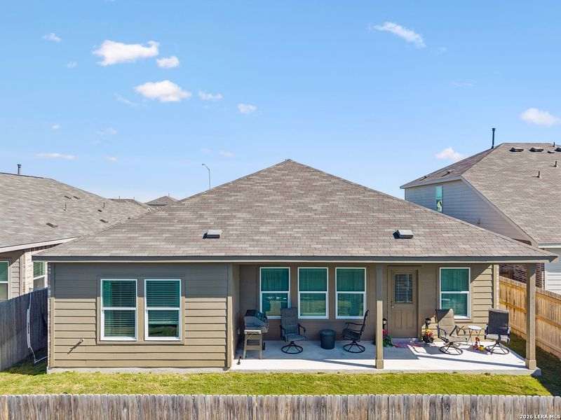 Exterior details and patio area of a home in Navarro Ranch, Seguin (Image 4).