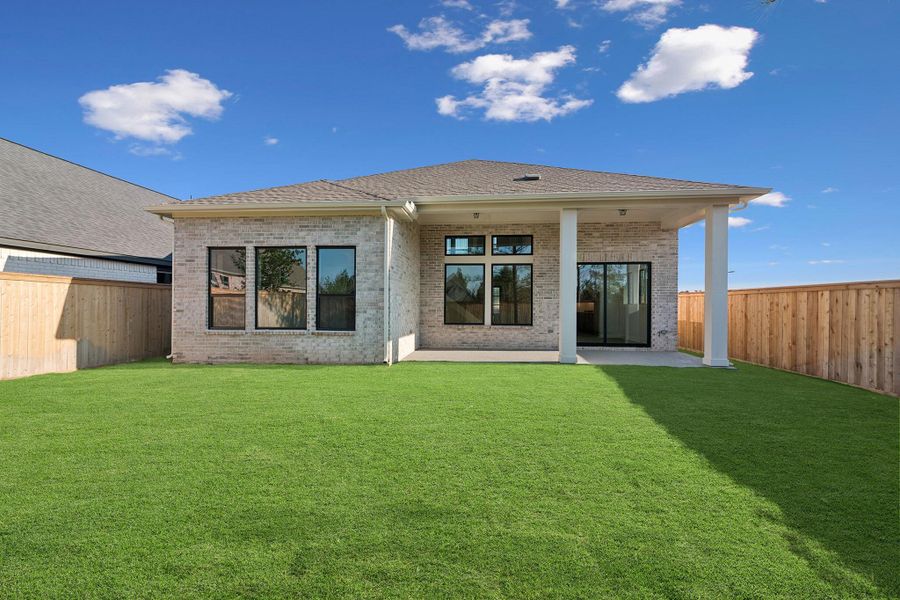 Welcome to The Bluebonnet by David Weekley Homes. Move-In-Ready Now!