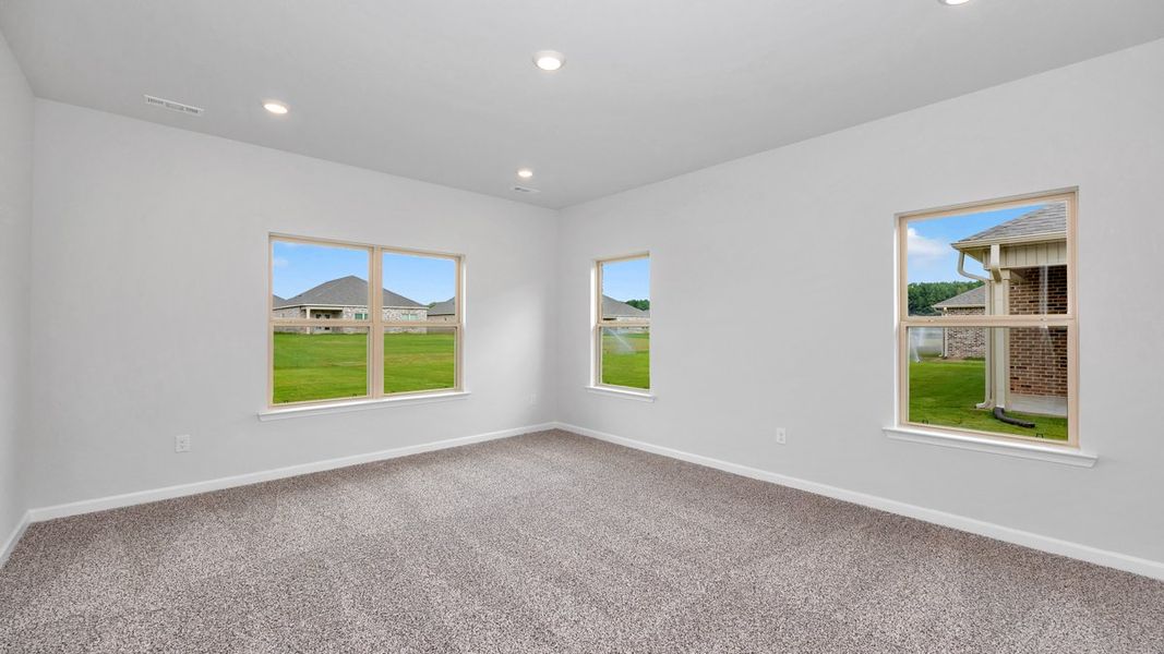 Representative unfurnished interior of a home built from the Plan by D.R. Horton in Hedge Rose, Somerville (Image 21).