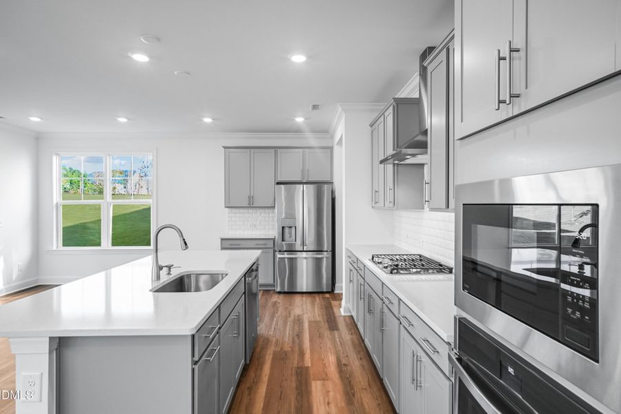 SUN_Stoneriver_Pic_EastmanIII_Kitchen_1o