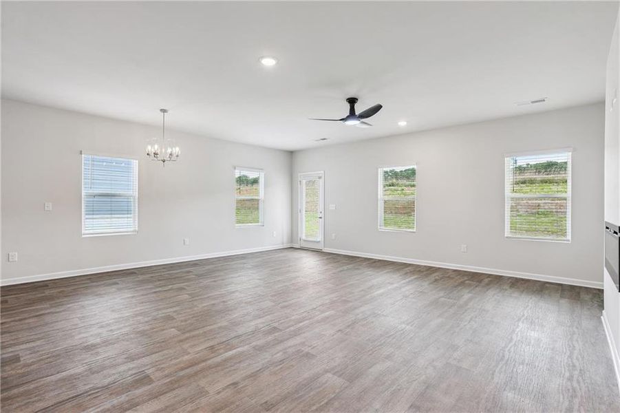 Spacious, unfurnished interior of a new home in Conner Springs, Social Circle (Image 20).