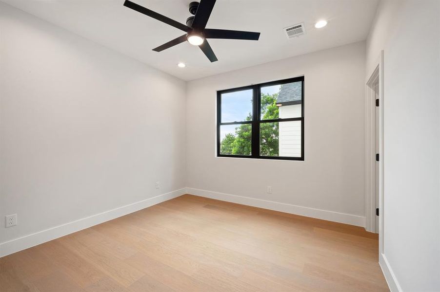 Spacious, unfurnished interior of a new home in , Dallas (Image 26). Spacious, unfurnished interior of a new home in , Dallas (Image 26).
