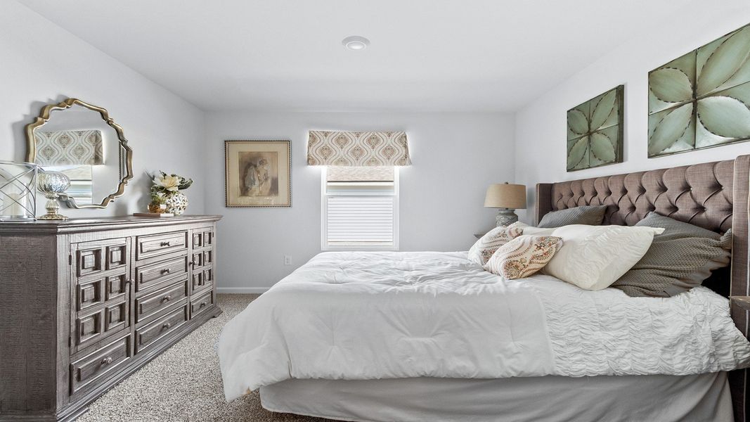 Furnished interior view inside a new home in Wesley Park, Crawfordville (Image 14).