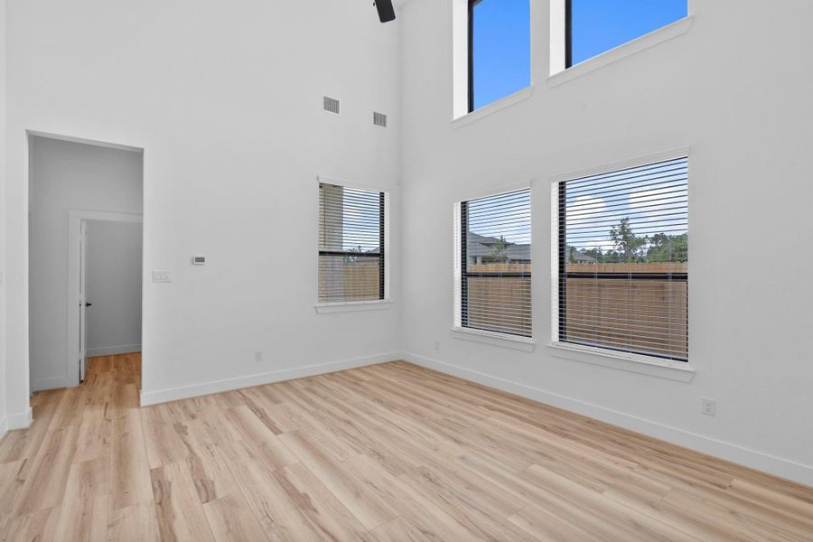 Spacious, unfurnished interior of a new home in Evergreen, Conroe (Image 21). Spacious, unfurnished interior of a new home in Evergreen, Conroe (Image 21).