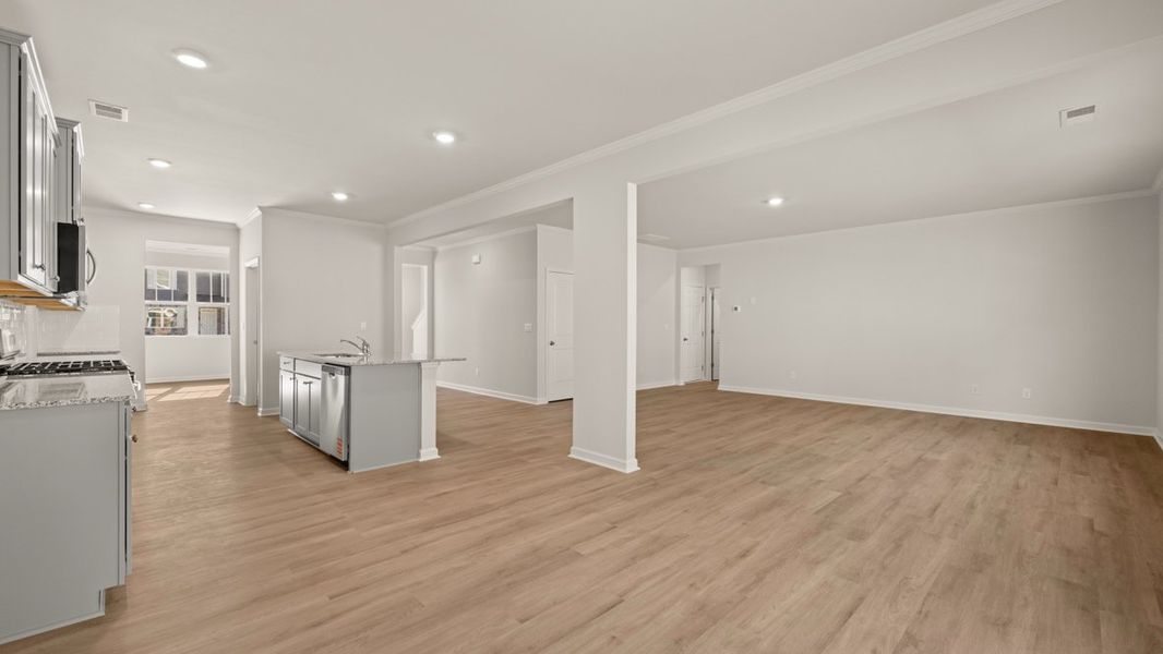 Representative unfurnished interior of a home built from the Halton by D.R. Horton in Northwoods at Mirror Lake, Villa Rica (Image 18).