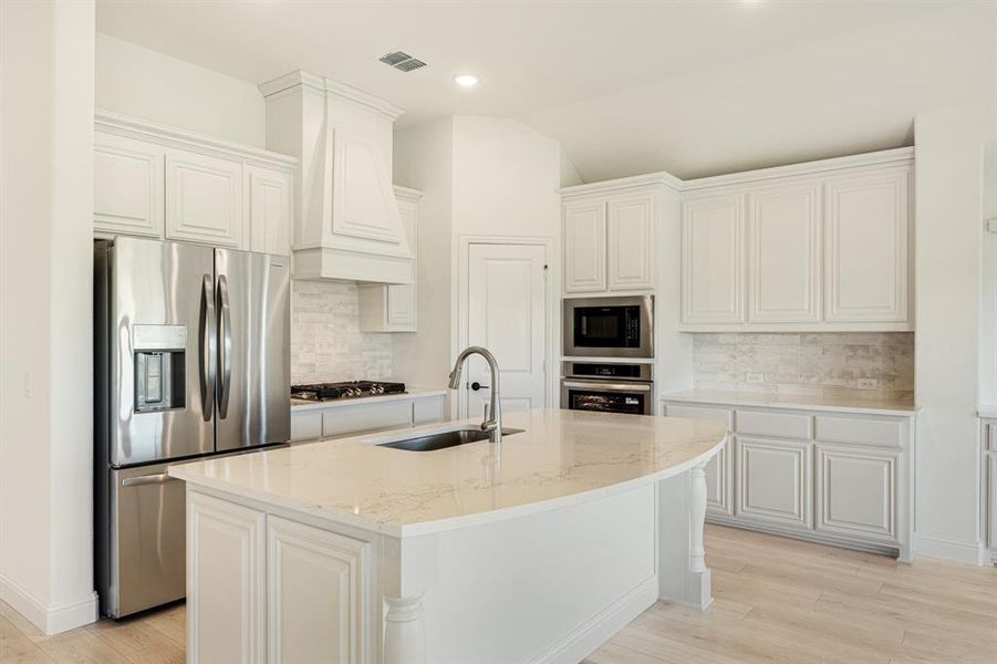 Furnished interior view inside a new home in Silo Mills Classic 70, Joshua (Image 8). Furnished interior view inside a new home in Silo Mills Classic 70, Joshua (Image 8).