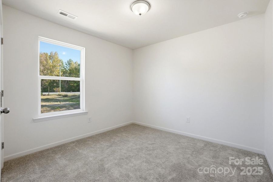Spacious, unfurnished interior of a new home in Bellina, York (Image 36).