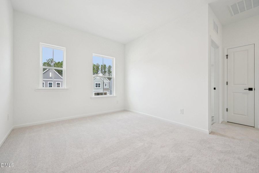 28-web-or-mls-Fetching Pl-S2403-028