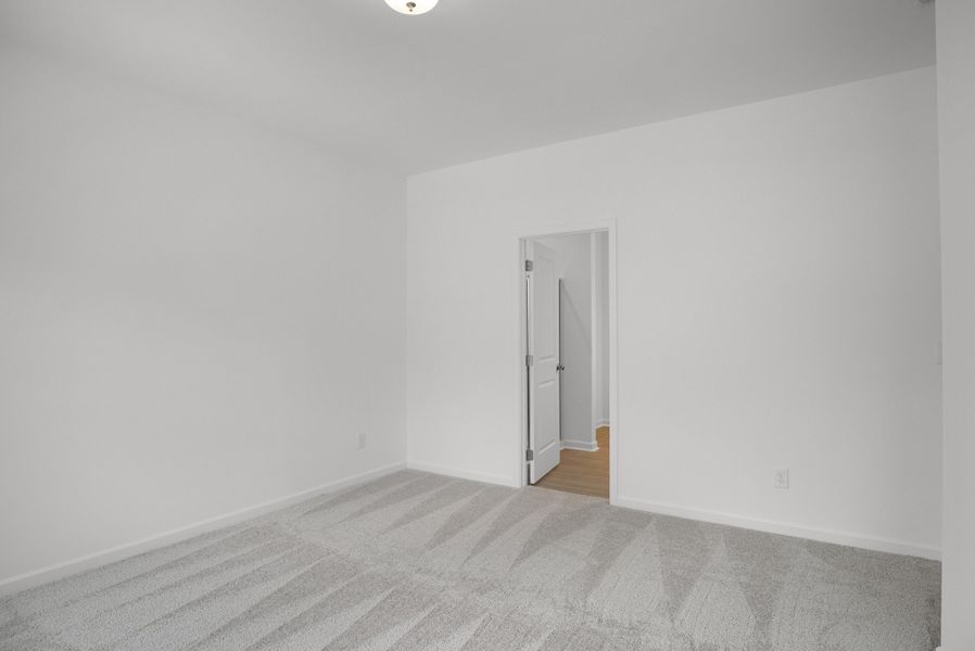 Spacious, unfurnished interior of a new home in Ironhorse, Dickson (Image 20).