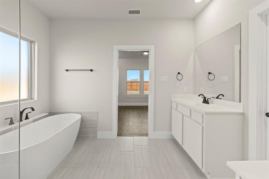 21. 2368 Bell - Bath (4)