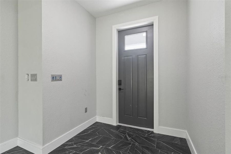 Spacious, unfurnished interior of a new home in , North Port (Image 27).